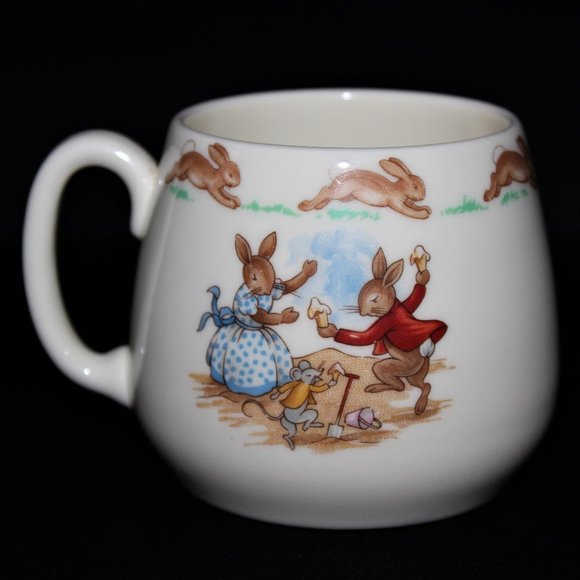 Bunnykins Mug "Punch and Judy" | Vintage Royal Doulton Bunnykins - Picture 4 of 12